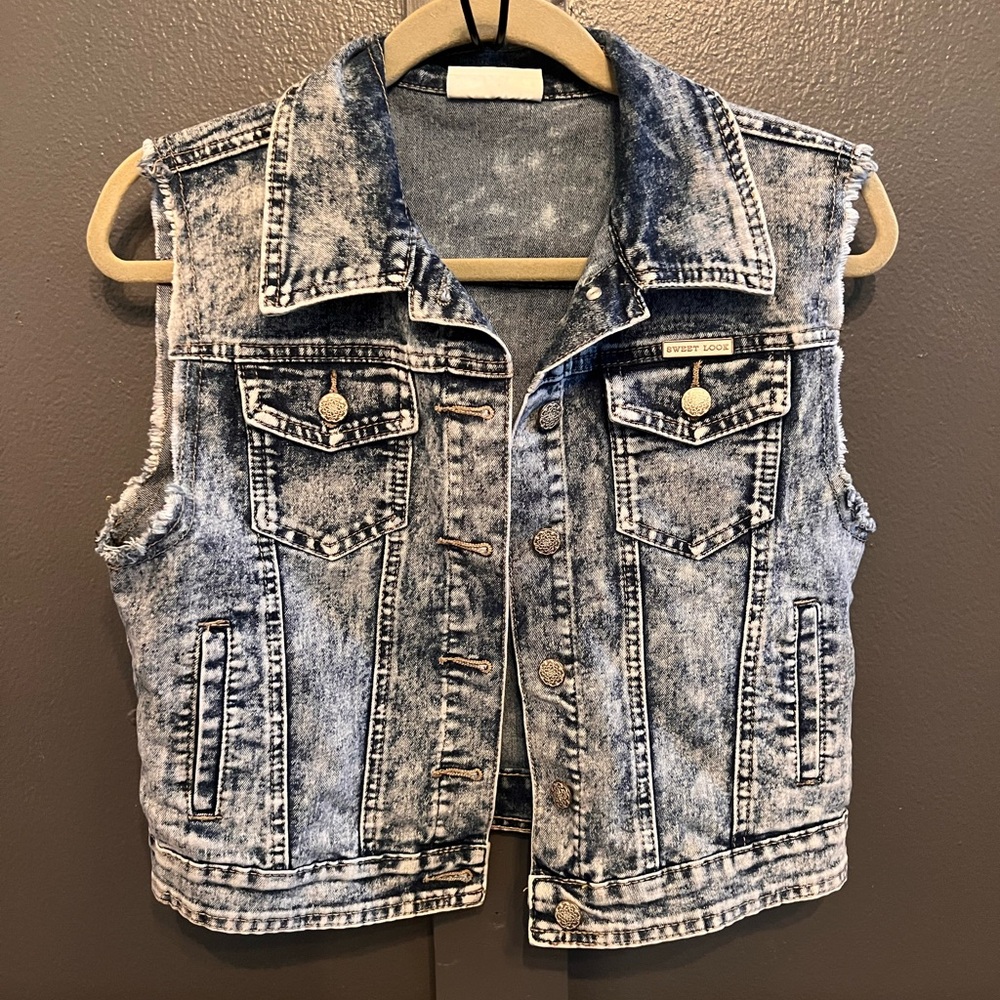 Cropped Jean Vest * STRETCHY!!!